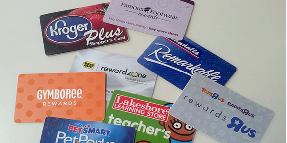 6 Reasons to Use Customer Loyalty Cards in Your Business
