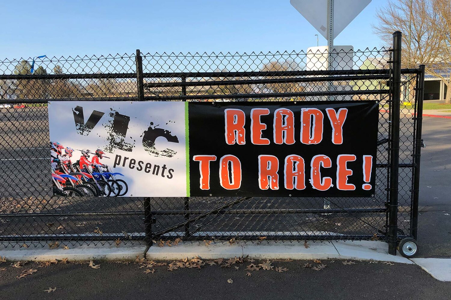 Customized Vinyl Banner Online